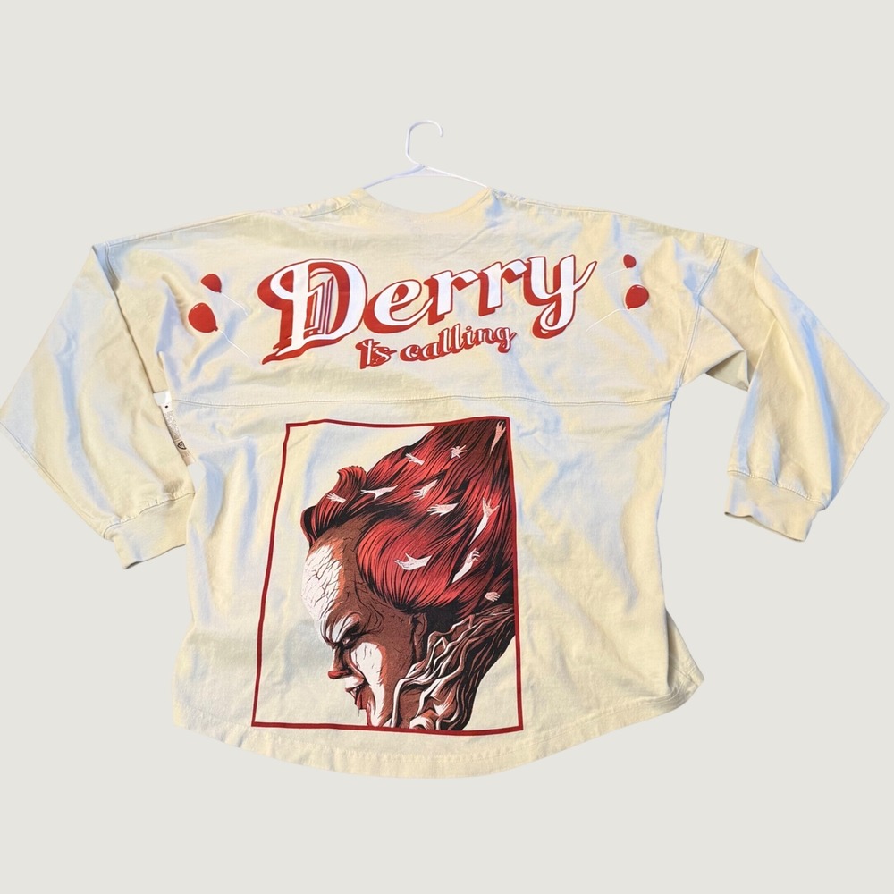 IT Spirit Jersey Pennywise Derry Is Calling Horror Movie Shirt Cream Mens M